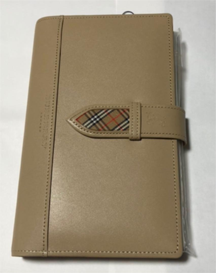 バーバリー シックなベージュ本革 手帳 InKyG-m14062131539 新品 国産爆買い