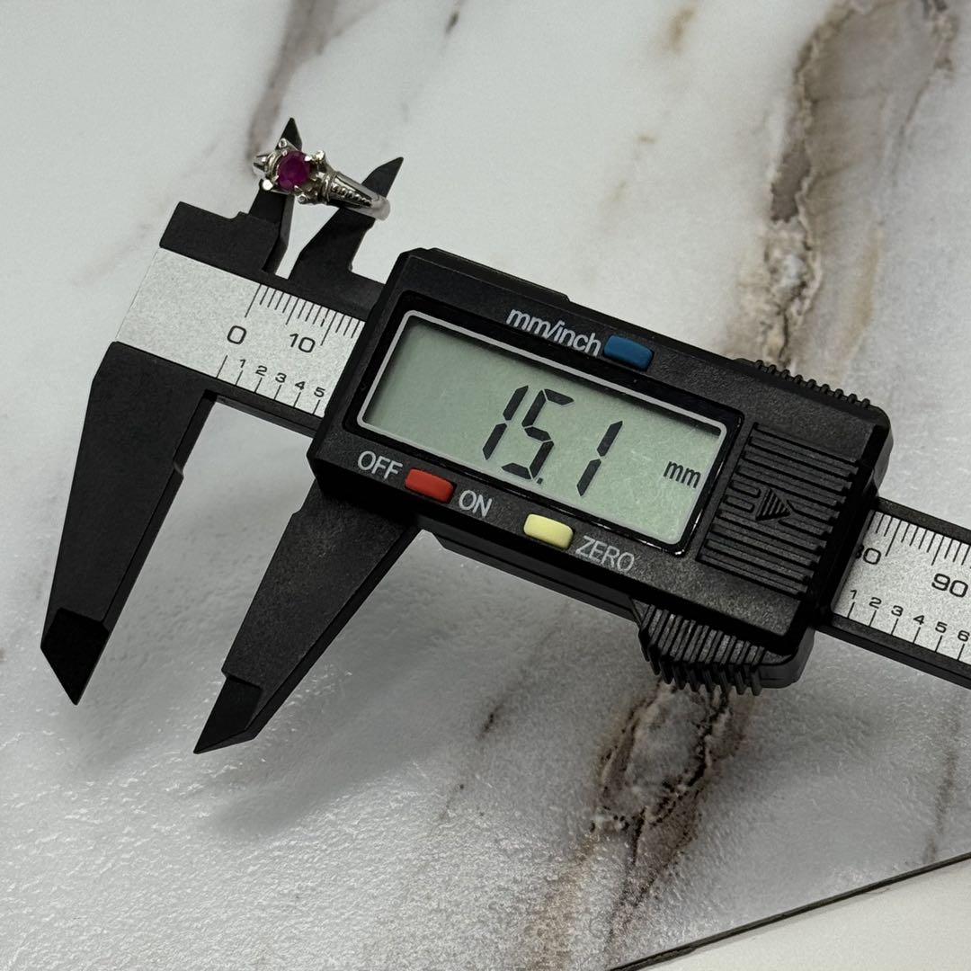 K14 ホワイトゴールド リング ルビー系ストーン 4号 上品 華奢デザイン