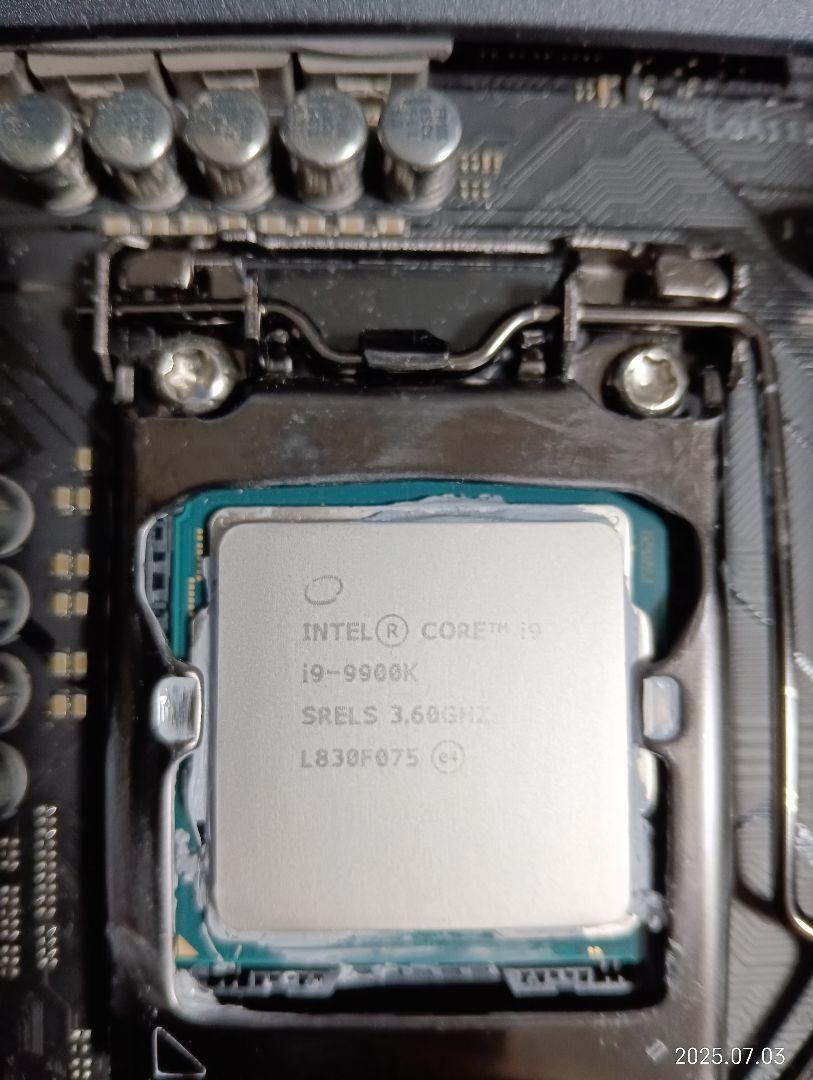 CPU Intel Core i9-9900K CPU 3.60GHz