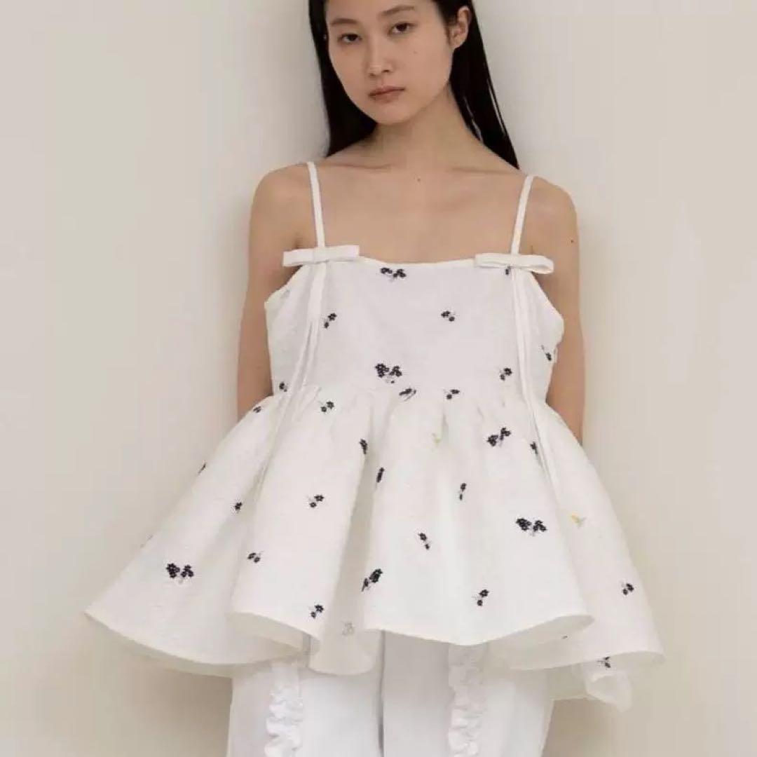 bibiy B. COSMOS BUSTIER - メルカリ
