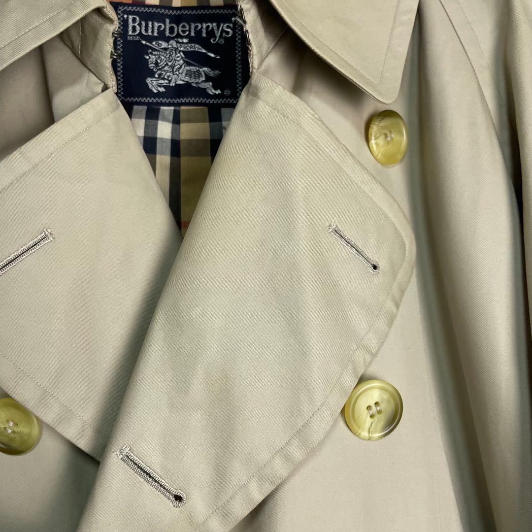 トレンチコート