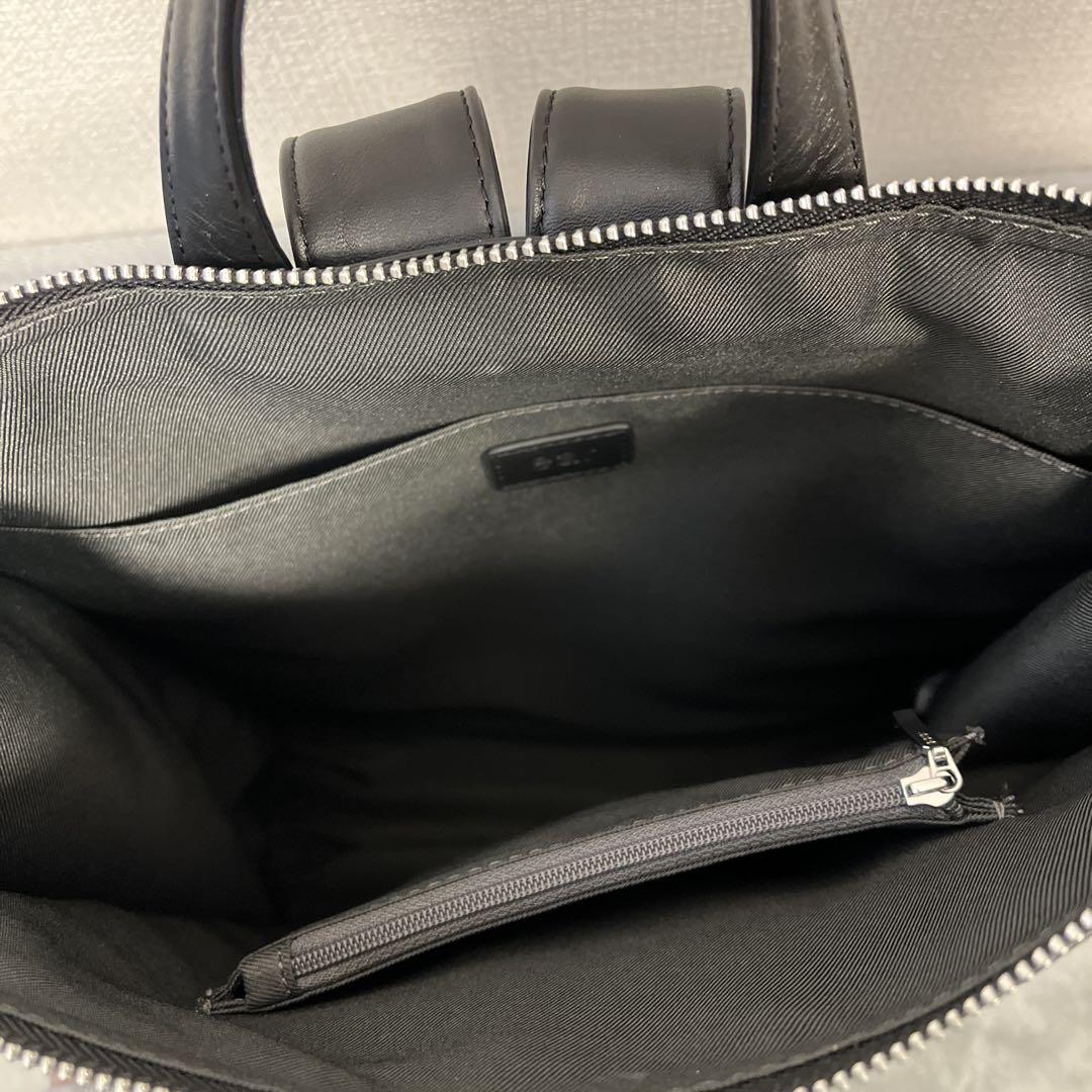【美品】ear PAPILLONNER パーツリュック　黒　イアパピヨネ