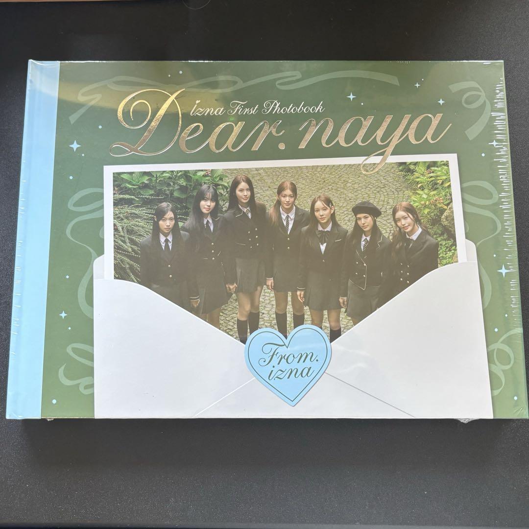 izna photobook 新品未開封 - メルカリ