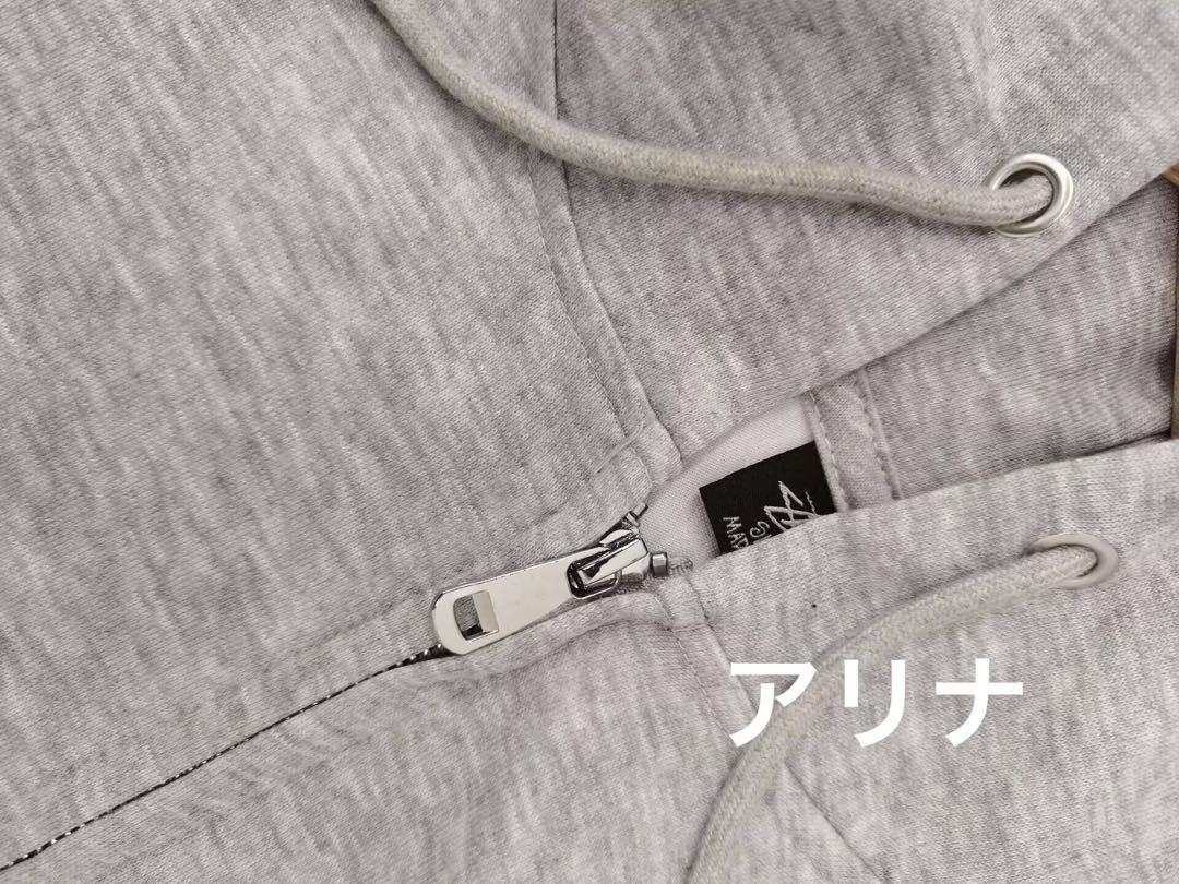 STUSSY パーカー　グレー新品未使用  Mサイズ