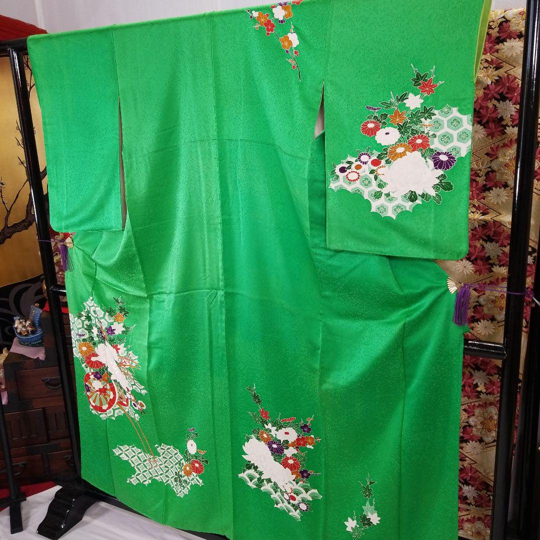 御所車に白菊 梅