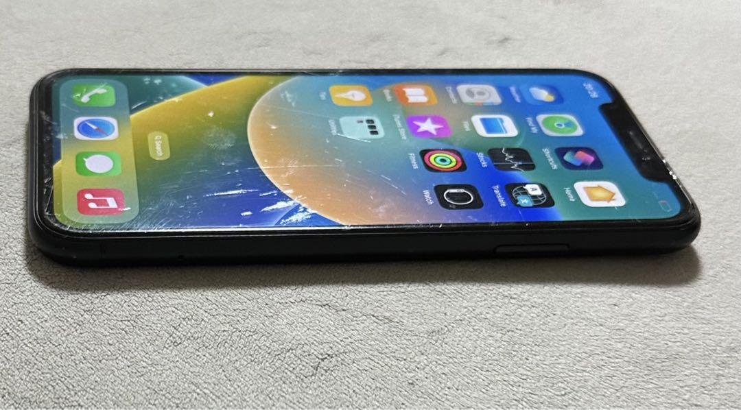 ⭐️iPhone XR Black 64 GB SIMフリー 新品 Amazon.com: Apple iPhone XR, US Version, 64GB, Black