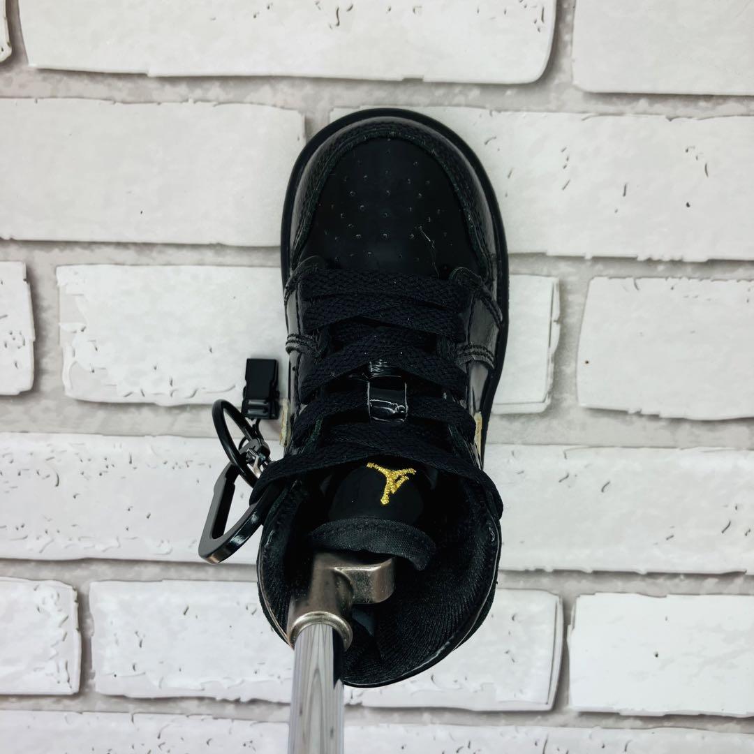 オマケ付き】NIKE ジョーダン1 パターカバー パテント ブラック