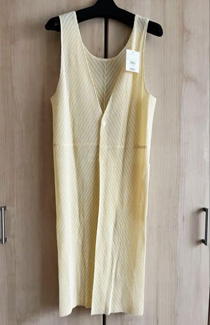 ISSEY MIYAKE im product 新品プリーツエプロン イエロー