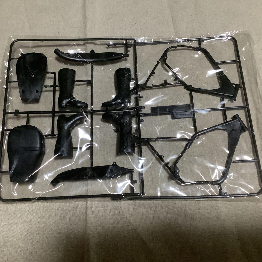 スズキ HUSTLER 250 プラモデル