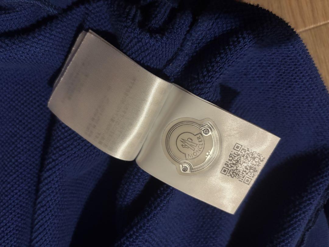 MONCLER ブルー クルーネック トレーナー