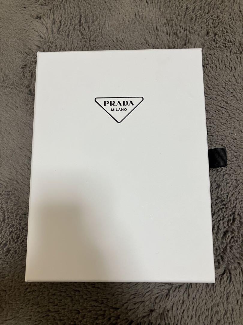 PRADA_ノベルティ_ノート＆えんぴつセット