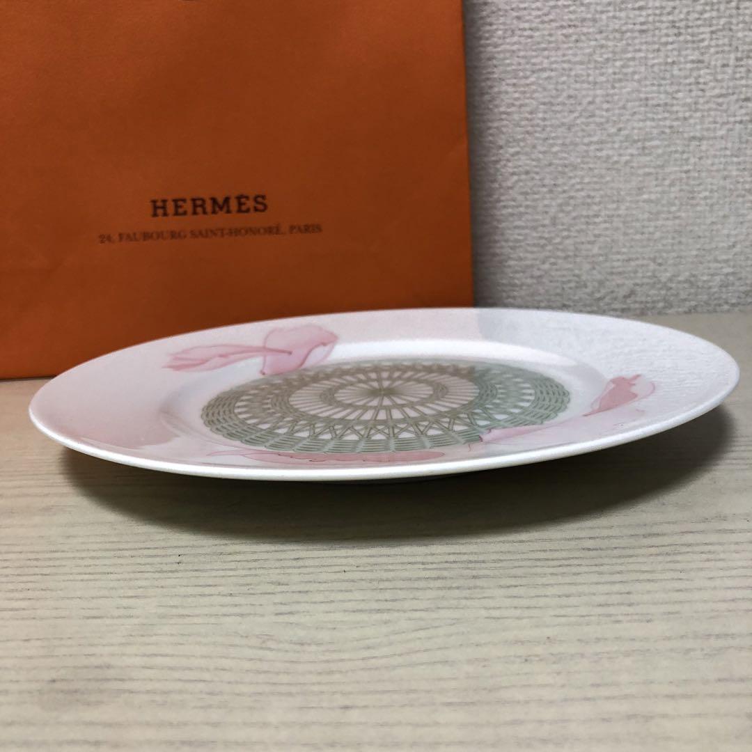 エルメス ピヴォワンヌ 芍薬 プレート 皿 1枚。