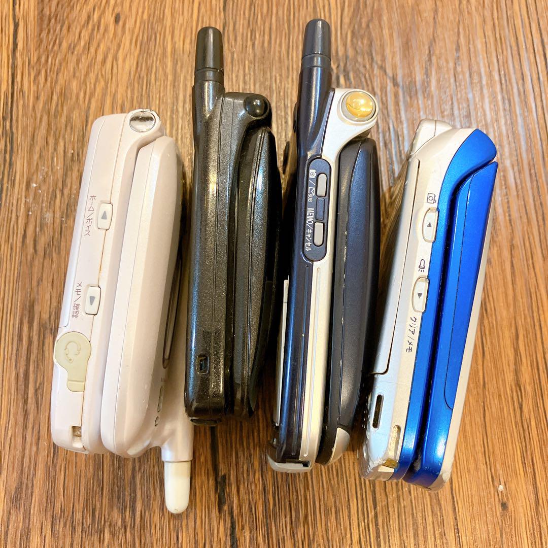 ガラケー まとめ売り 22台 携帯電話 充電器 ジャンク - メルカリ