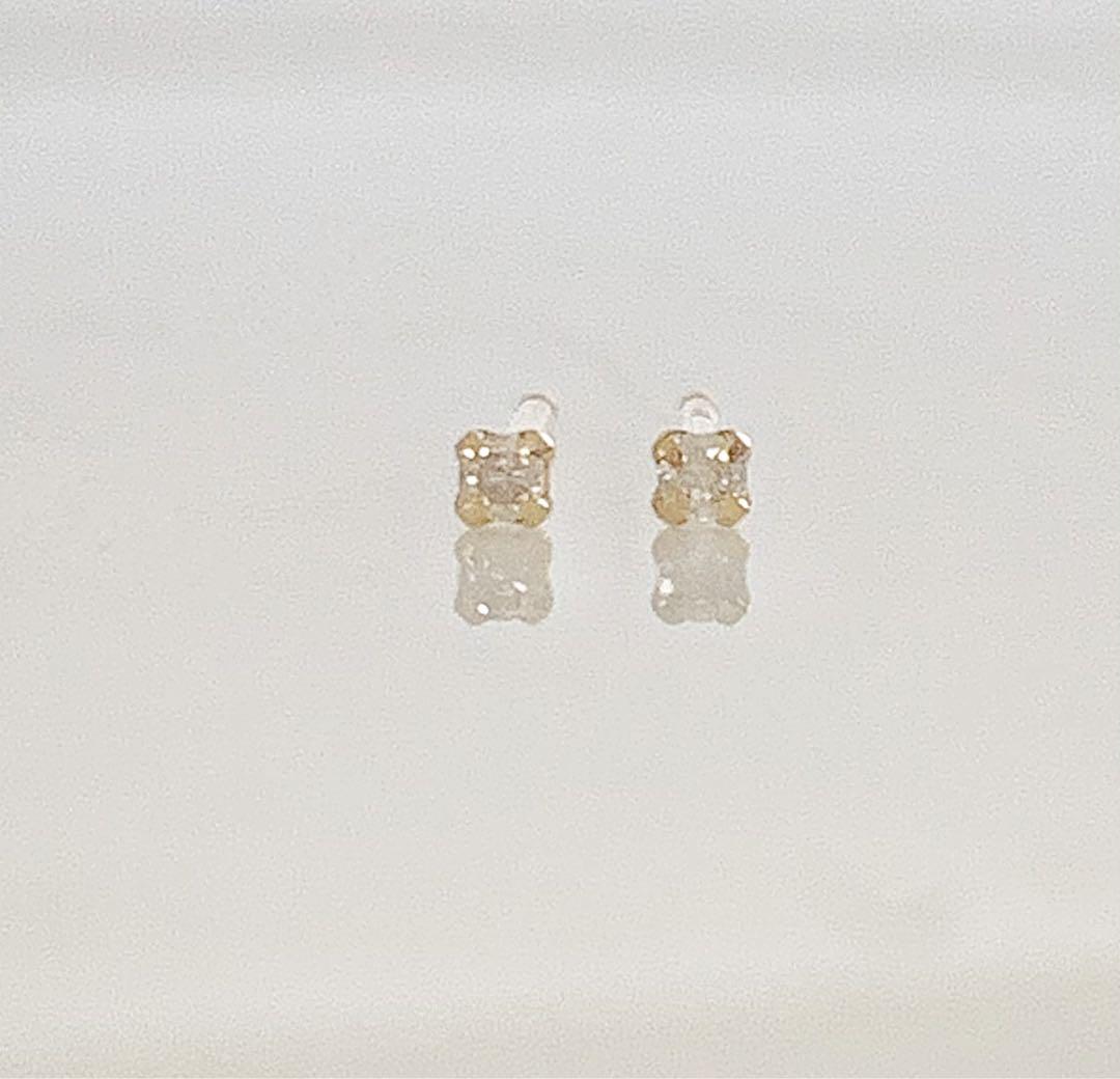 本格派ま！ 小さなピアス メルカリ - ！ 天然ダイヤ0.02ct K10ピンクゴールド アクセサリー