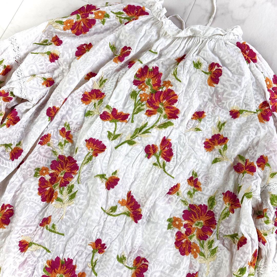 23SS♡グレースコンチネンタル　フラワー　刺繍トップ　ブラウス　花柄