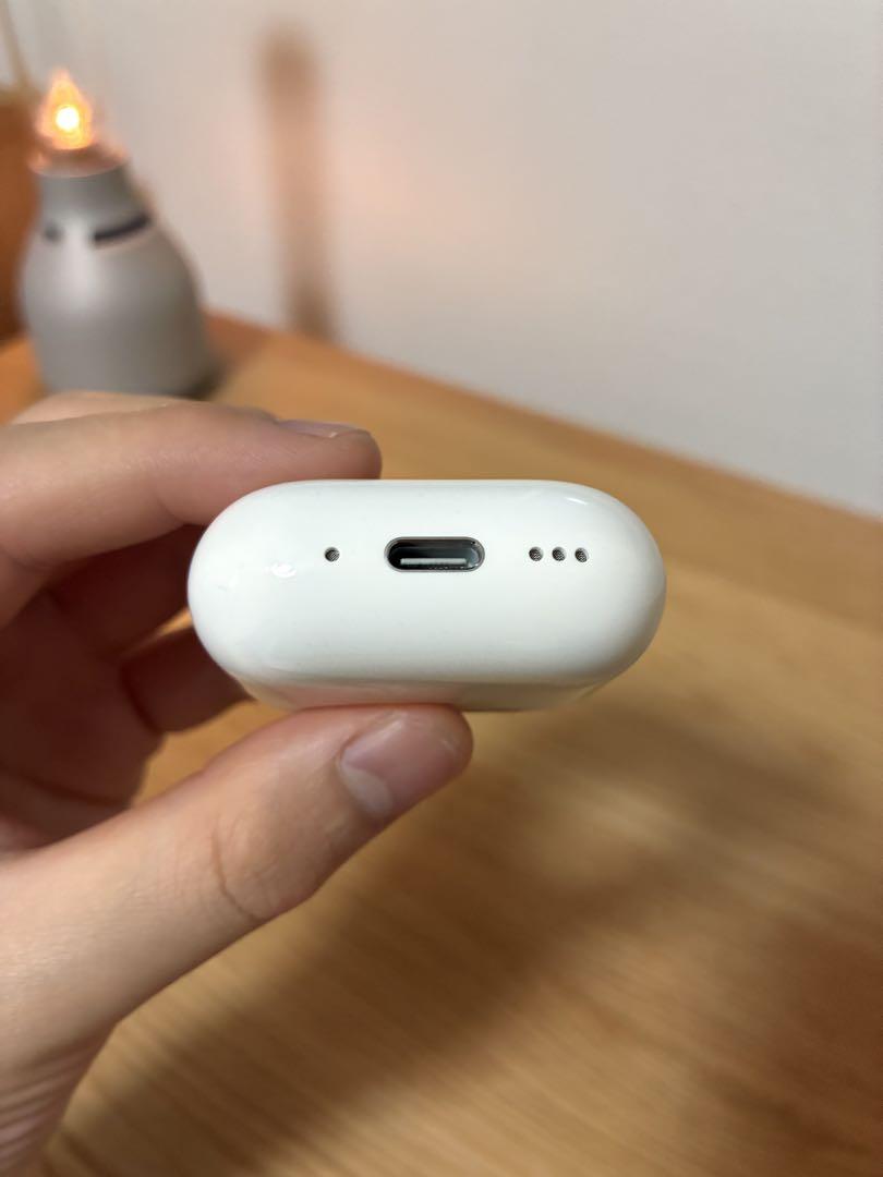 アクティブノイズキャンセリング搭載 AirPods 4 (インナーイヤー型)