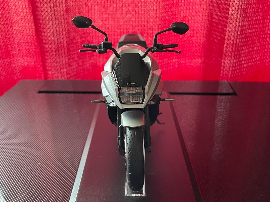 SUZUKI GSX-S1000S 1/12スケールダイキャストモデル