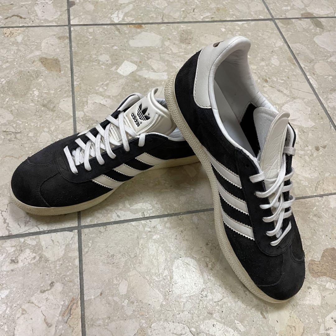 adidas Gazelle ブラック/ホワイト スニーカー
