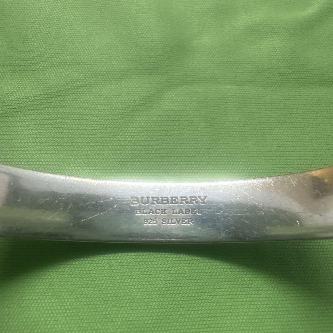 Burberry シルバー925バングル 2本ライン デザイン（中古品） Burberry シルバー925バングル 2本ライン デザイン（中古品