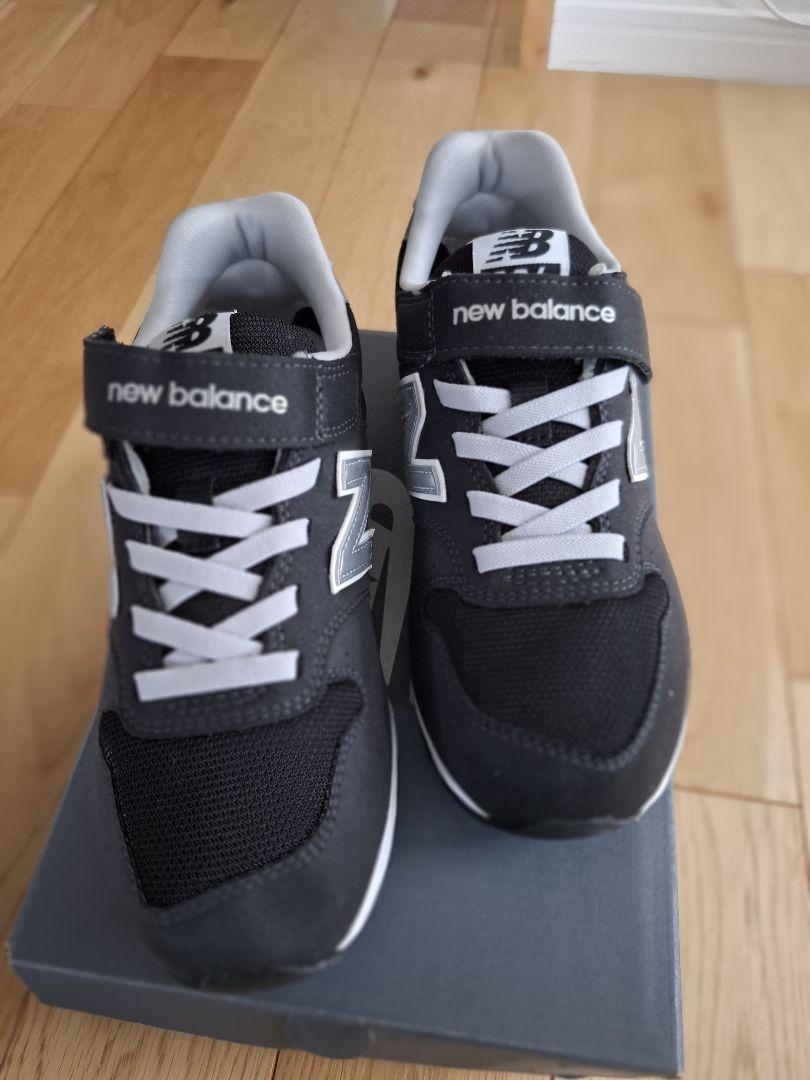 未使用New Balance YV996BK3 キッズシューズ 　23センチ