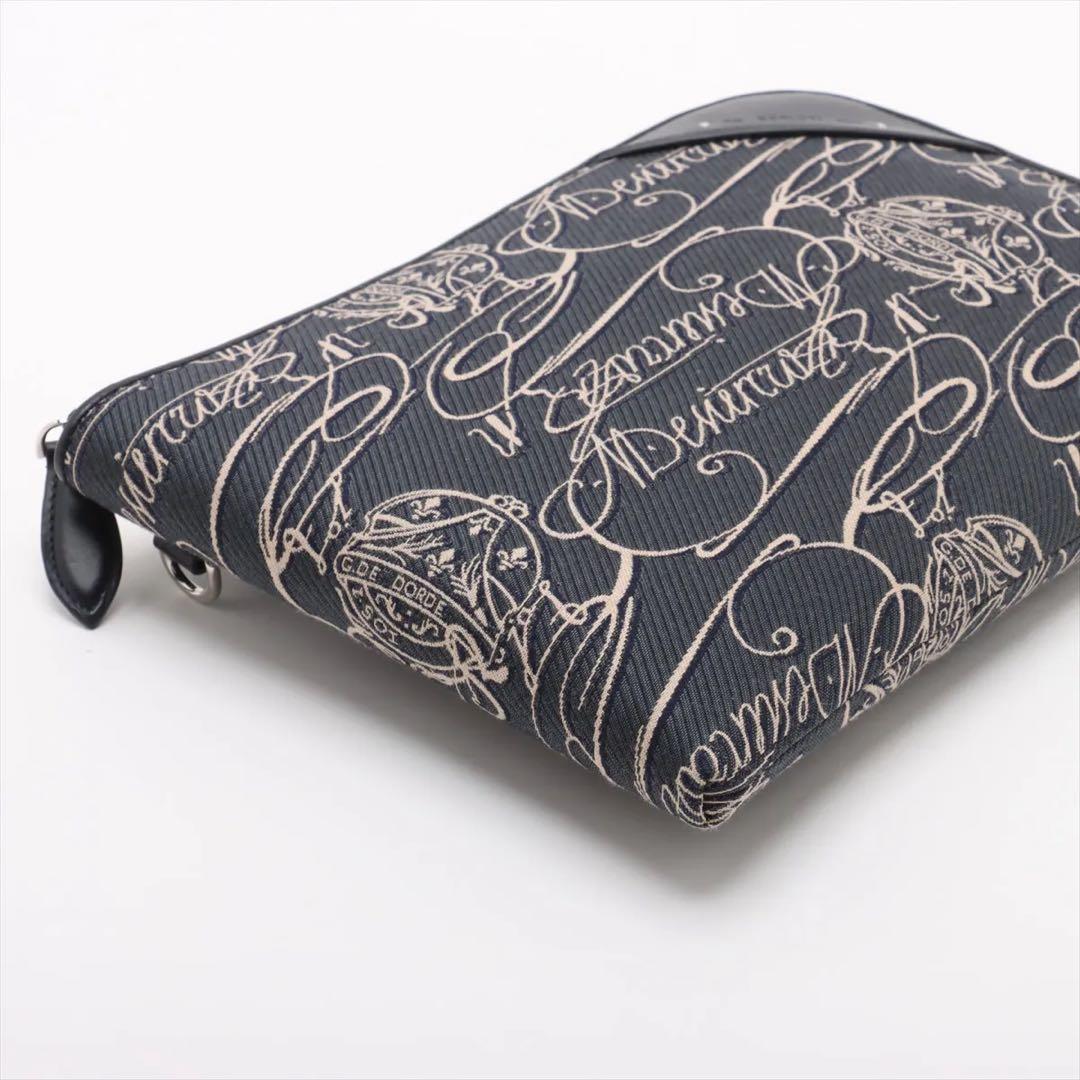 ルイヴィトン モノグラム セカンドバッグ ブラック ラウンドファスナー　値下げ Louis Vuitton ブラック クラッチバッグ ルイヴィトン モノグラム