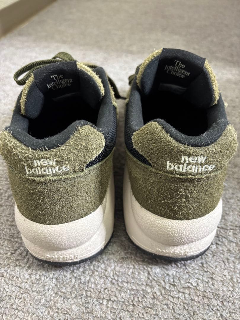 New Balance 580 オリーブ スニーカー