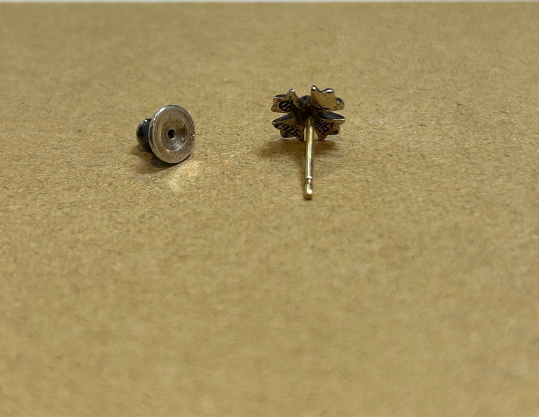 CHプラススタッド