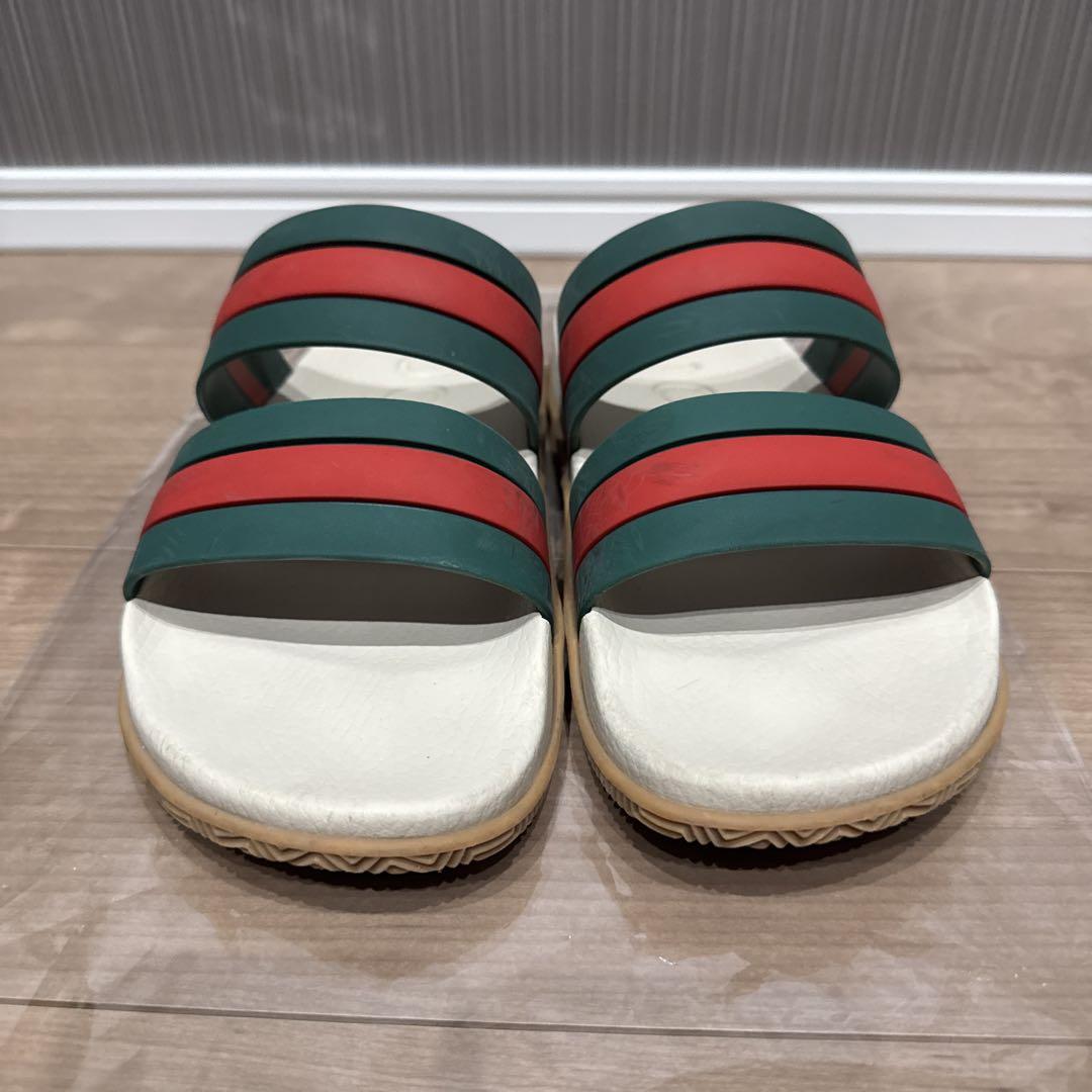 GUCCI(グッチ) サンダル レディース - 627820 レッド×グリーン