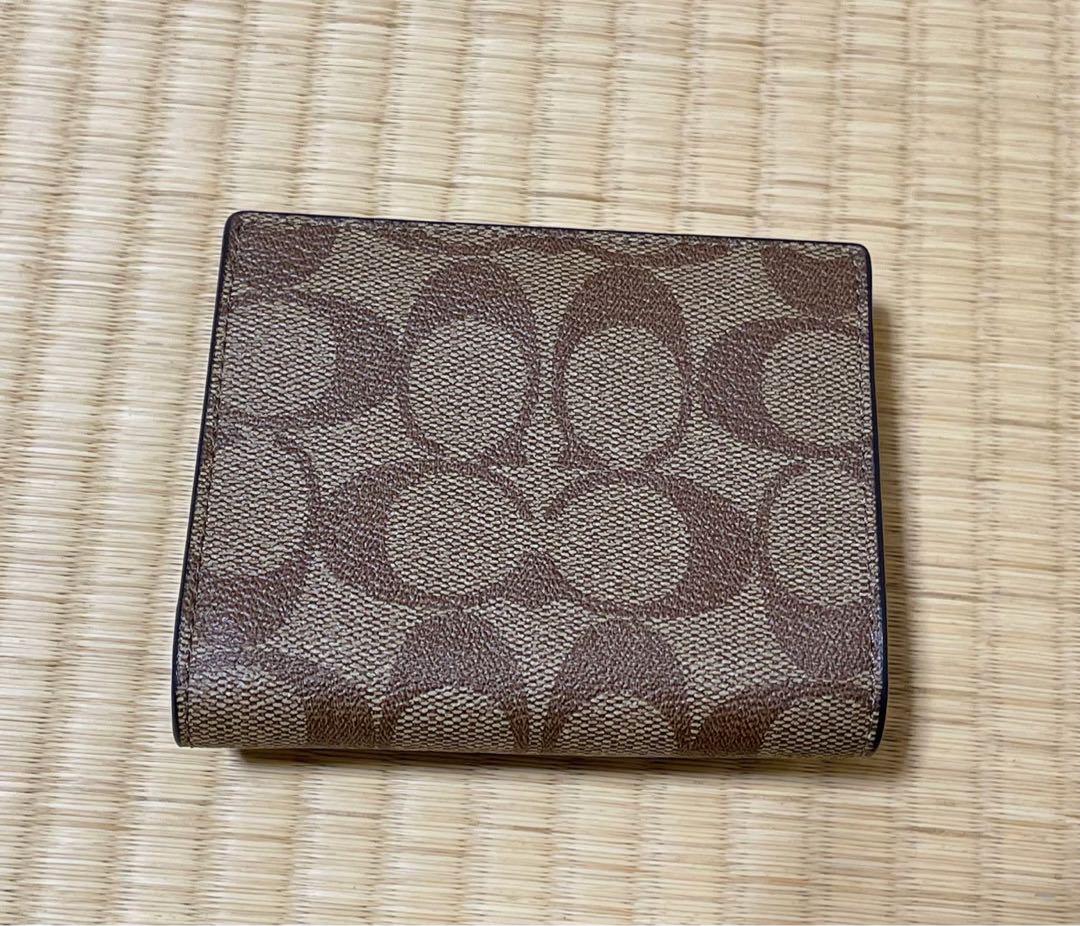 【新品】COACH(コーチ)ウォレット 二つ折り財布 【新品】COACH(コーチ)ウォレット 二つ折り財布