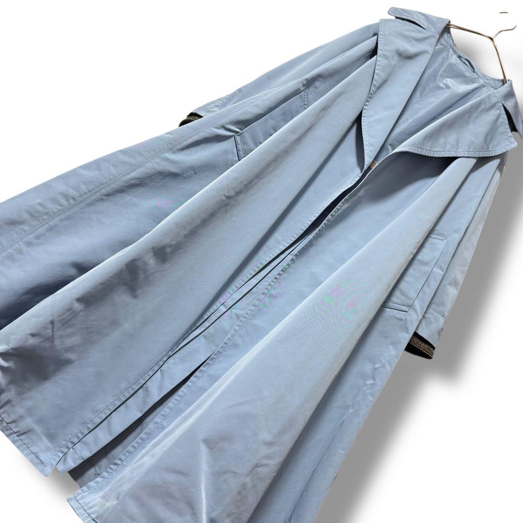 極美品★MaxMara cube★ビジュー付★上品ブルー★トレンチコート★ 極美品☆MaxMara cube☆ビジュー付☆上品ブルー☆トレンチコート