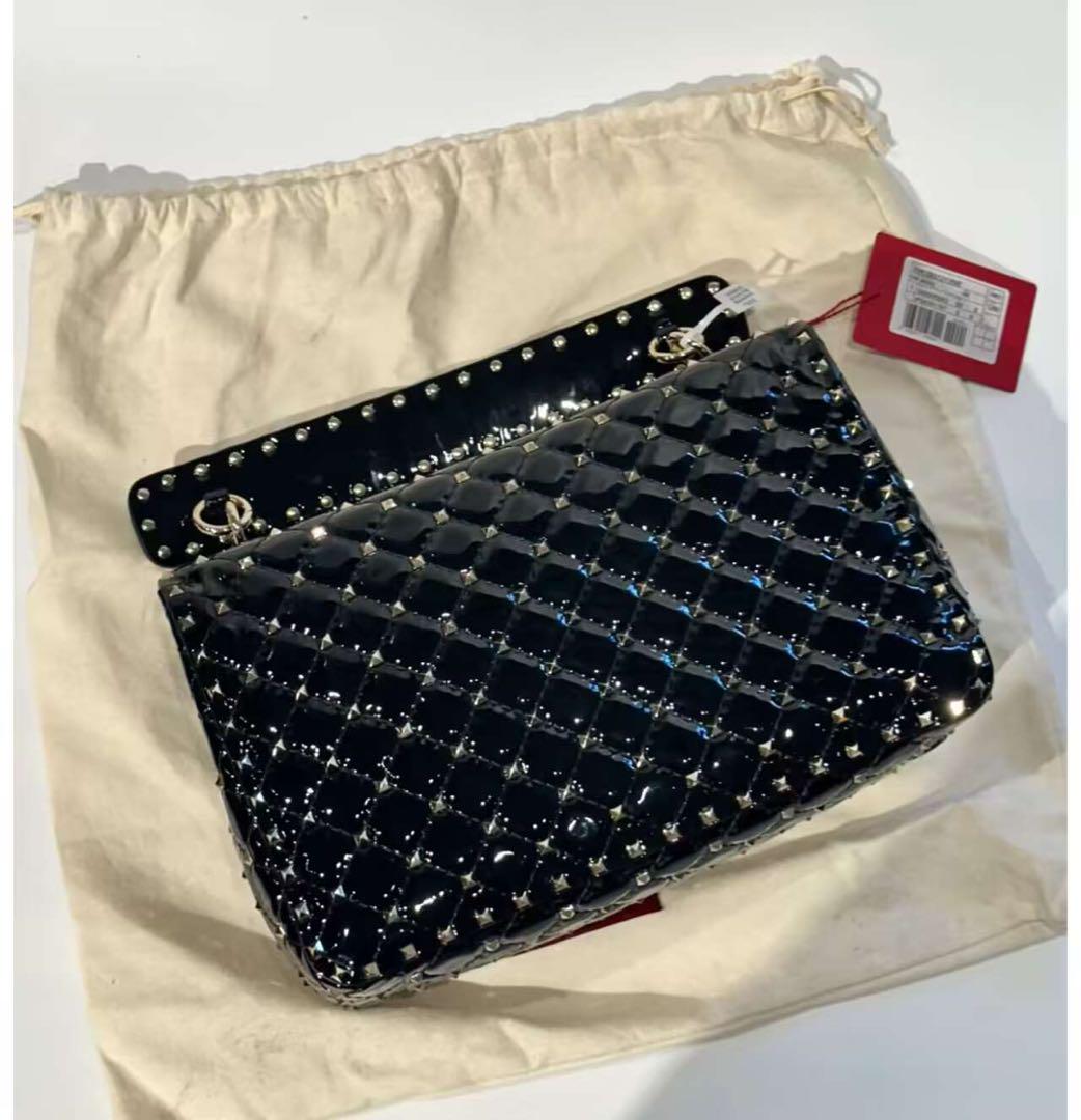 VALENTINOヴァレンティノRockstudシリーズブラックチェーンバッグ