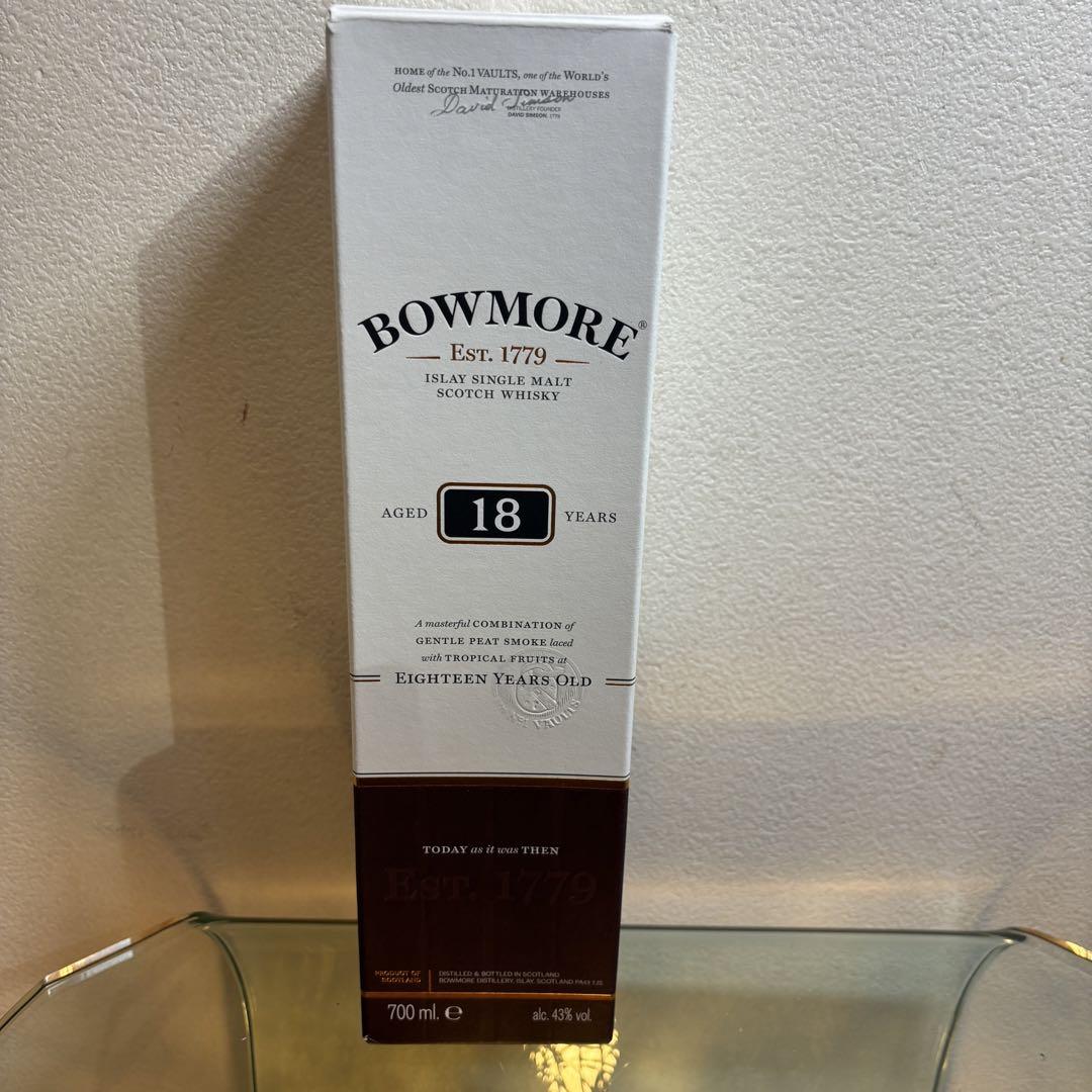 NA3341 未開栓! BOWMORE ボウモア 18年 ウイスキー 箱付き