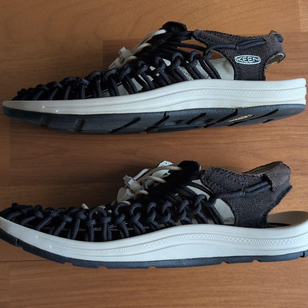 KEEN ユニーク 25.5センチ 箱なし