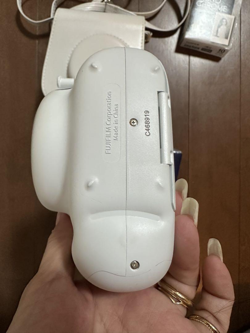 FUJIFILM instax mini11 ケース・フィルム付きアイスホワイト