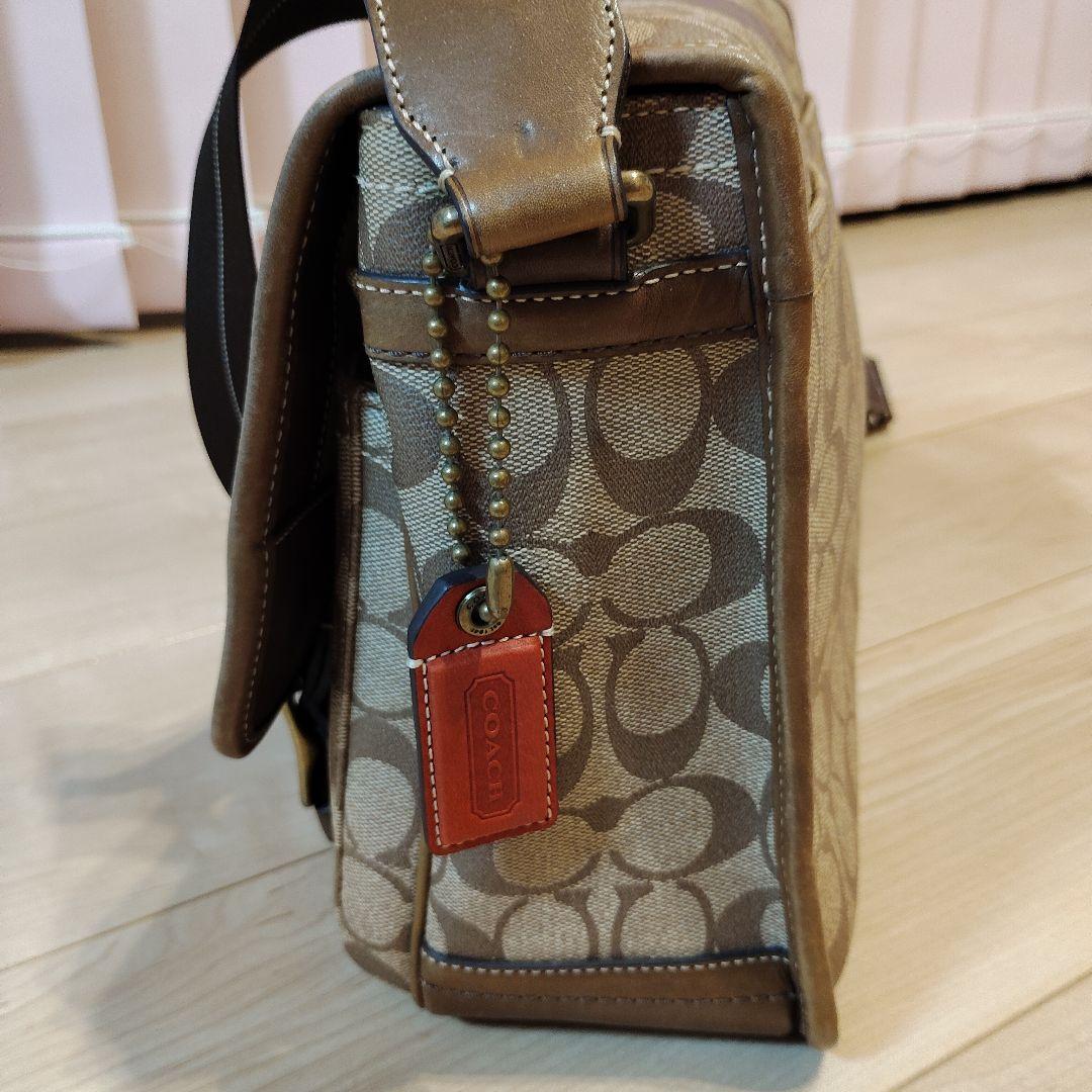 COACH メッセンジャーバッグ ベージュ/ブラウン