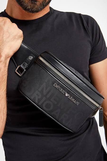 EMPORIO ARMANI ボディバッグ ブラック