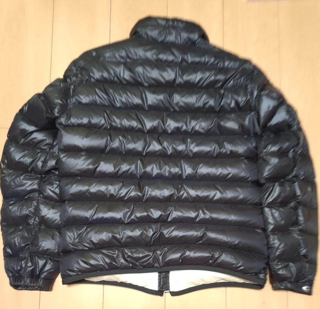 20年限定 モンクレール 1952 LIAM デカワッペン ダウン