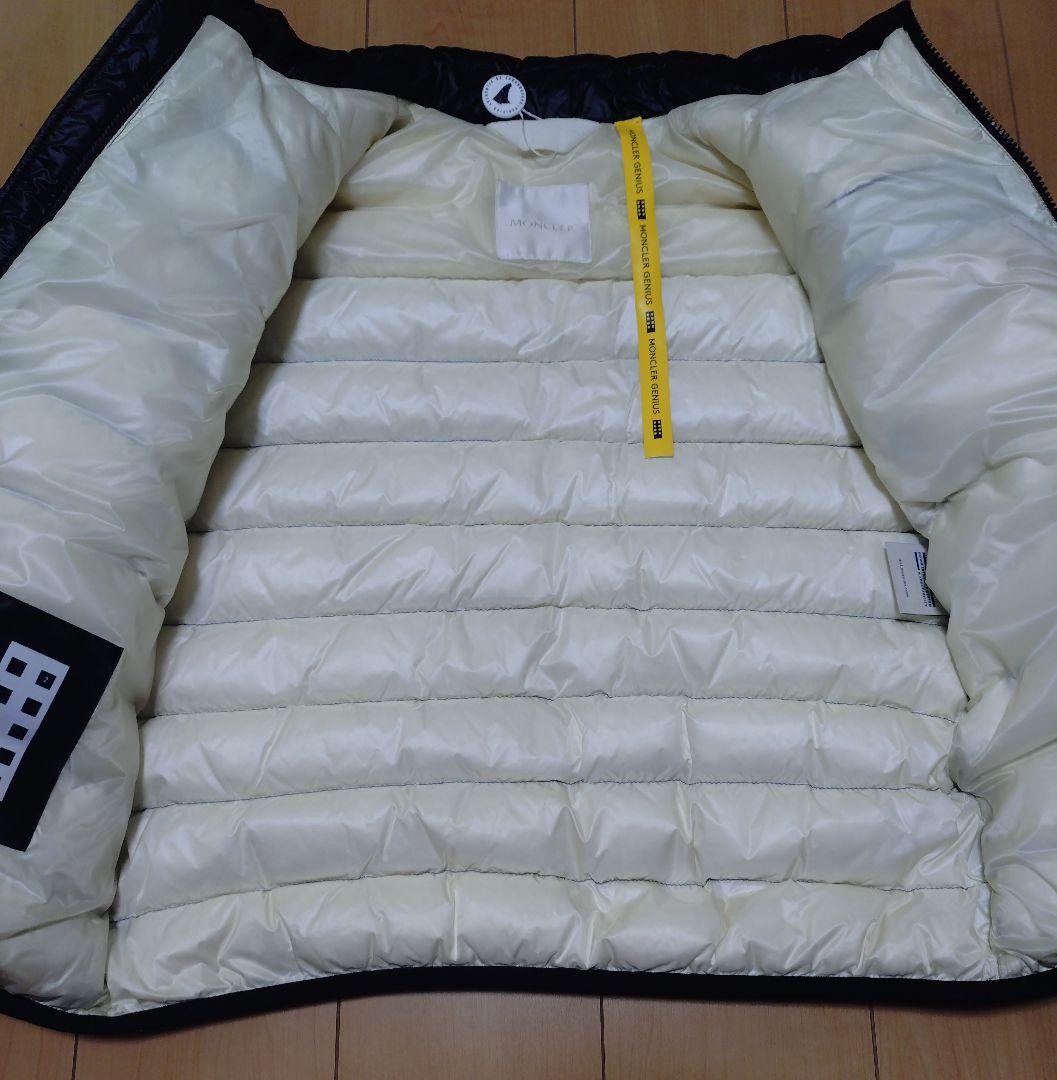 20年限定 モンクレール 1952 LIAM デカワッペン ダウン
