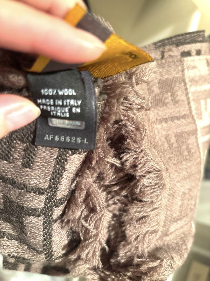 【値下げFENDI】フェンディ ズッカ柄 マフラー ブラウン系