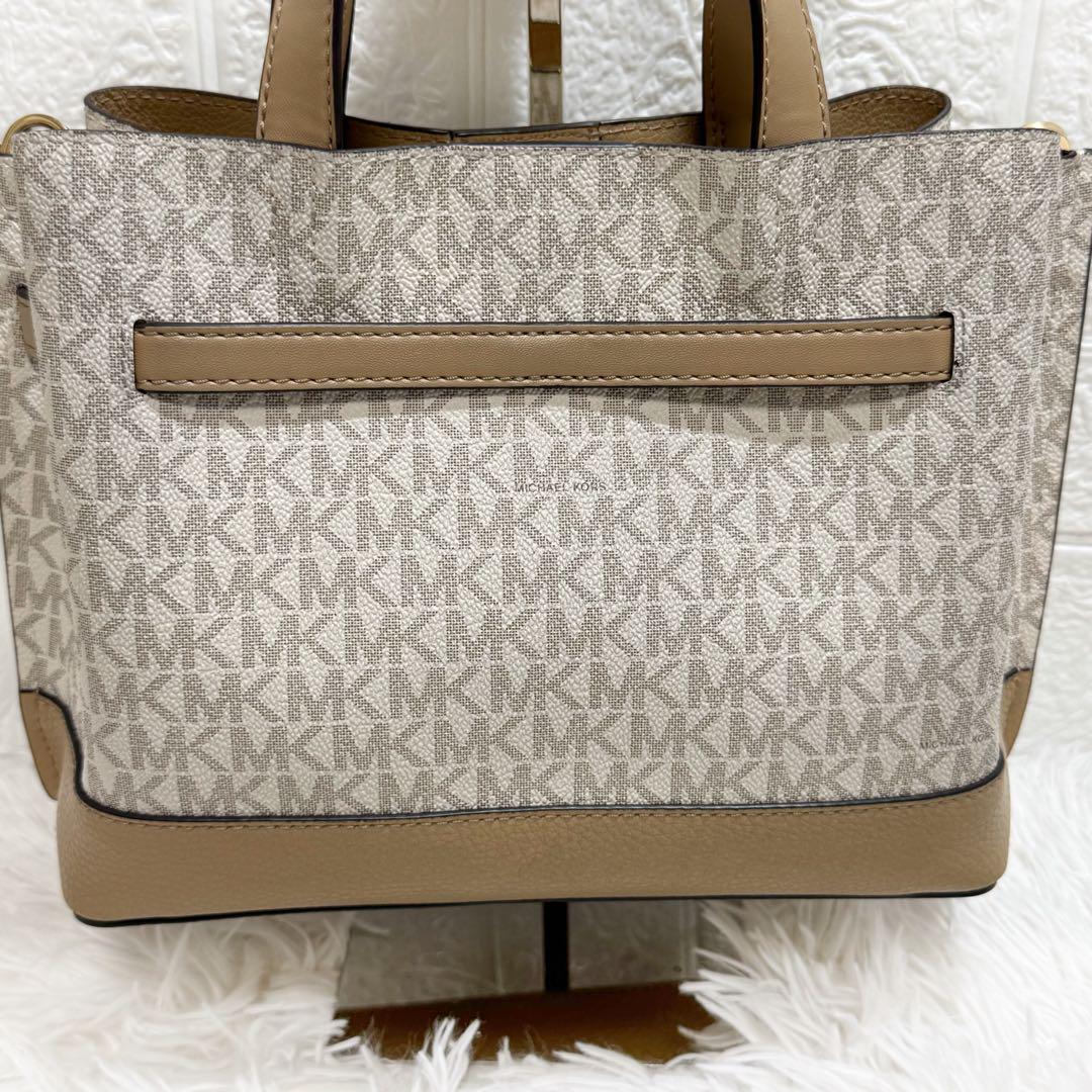 【美品】MICHAEL KORS マイケルコース エミリア 2wayハンドバッグ 超美品✨MICHAEL KORS エミリア 2way ハンドバッグ ショルダー