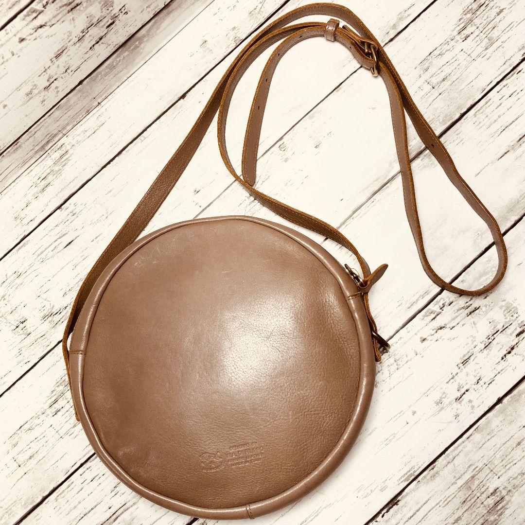 【美品　希少】IL BISONTE　ショルダーバッグ　ビッグロゴ　丸型　斜め掛け