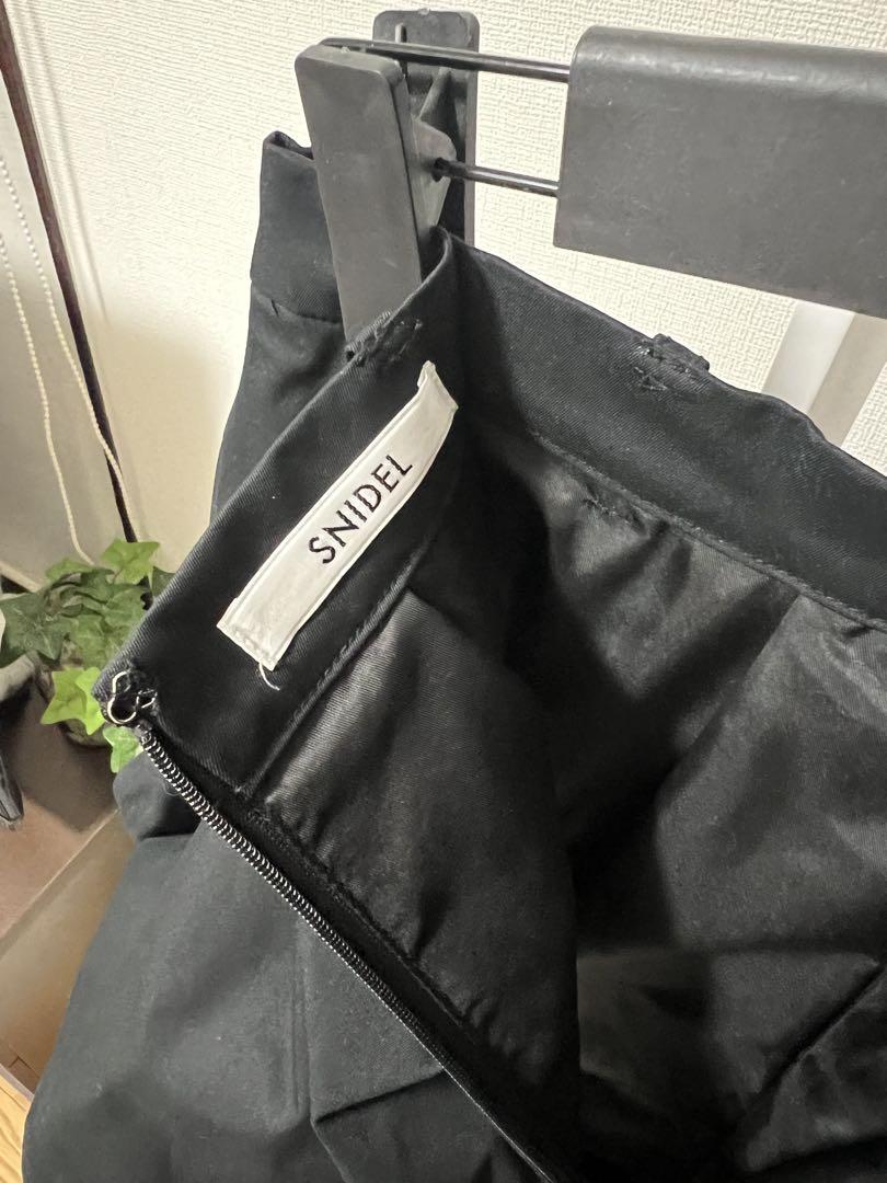 SNIDEL ブラック プリーツミニスカートパンツ ショートパンツ バルーン