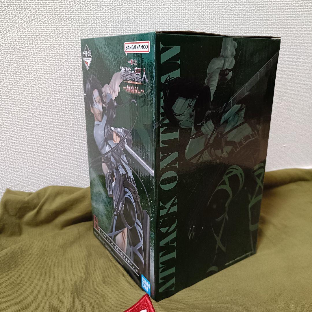 新品未開封 進撃の巨人 リヴァイ フィギュア B賞 約15cm