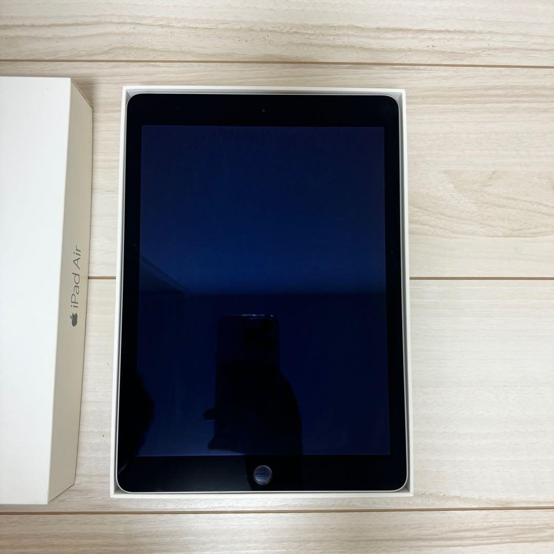 iPadAir2 Wi-Fiモデル　スペースグレイ　コード付き アップル 11インチ iPad Air（M2）Apple M2 11型 Wi-Fiモデル