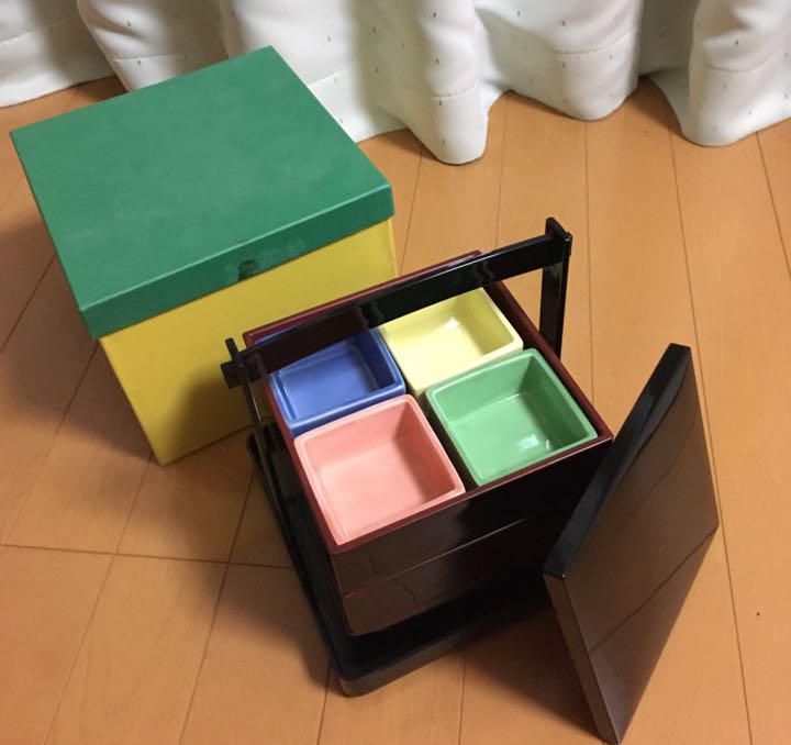 お値下げしました@重箱 色小鉢付 手さげ三段重