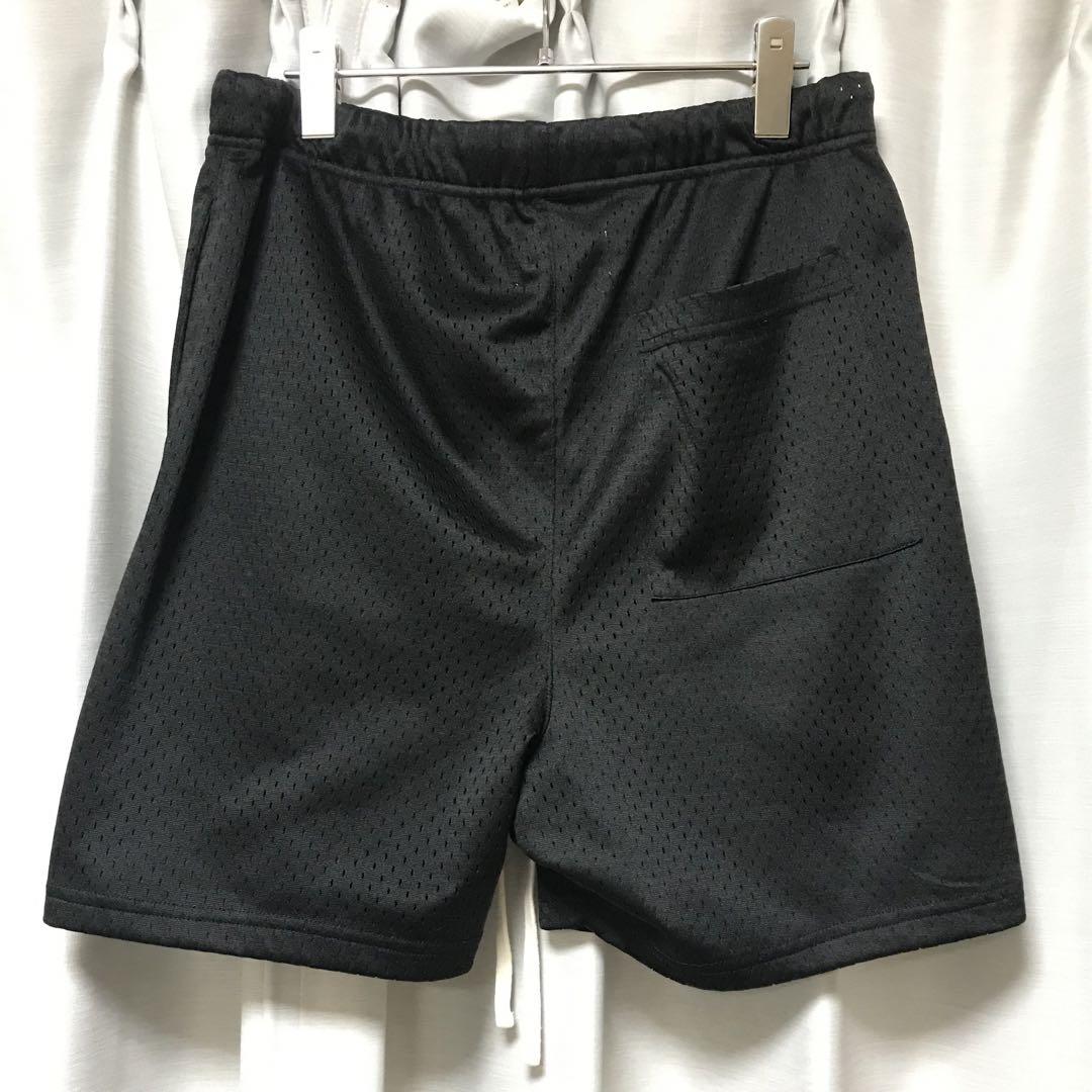 Fog Essentials ショーツ　ハーフパンツ　オフブラック　ロゴ Fog essentials ハーフパンツ ショートパンツ ロゴ ブラック