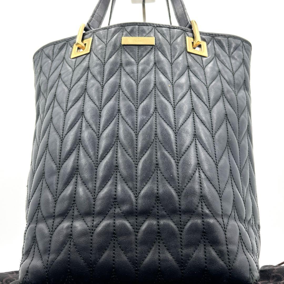 美品✨ グッチ ハンドバッグ レザー キルティング ゴールド金具 ブラック