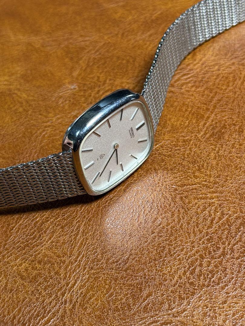 A17 希少 稼動品 SEIKO quartz スクエア型 70年代ヴィンテージ