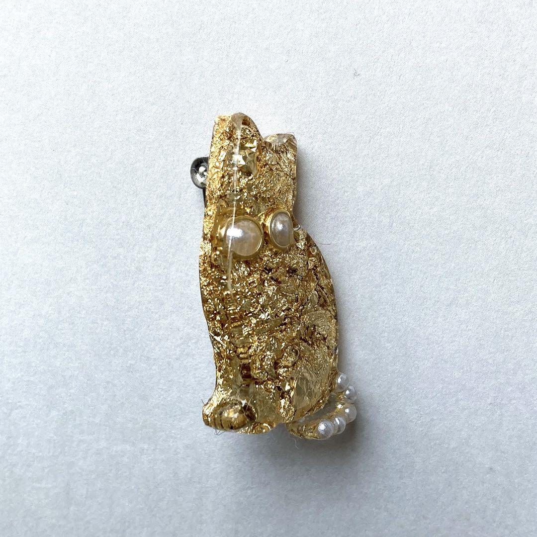 ブローチ 猫 レジン ハンドメイド - メルカリ