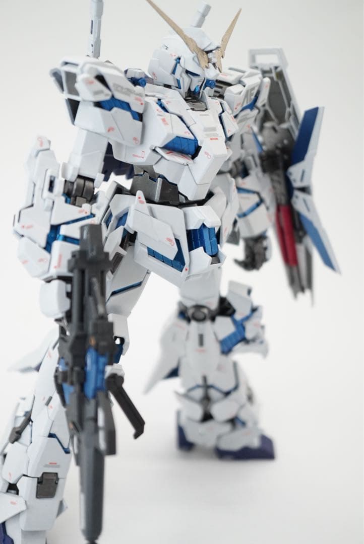 MG ユニコーンガンダム 塗装済み完成品